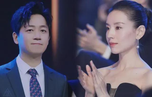 后上天对董洁的“报复”不止是离婚九游会J9入口忘拉窗帘”11年(图1)