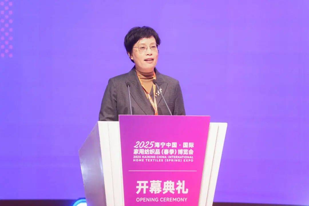 赴新程！2025海宁春季家博会今日启幕J9真人游戏第一品牌智造美好家千企织梦(图20)