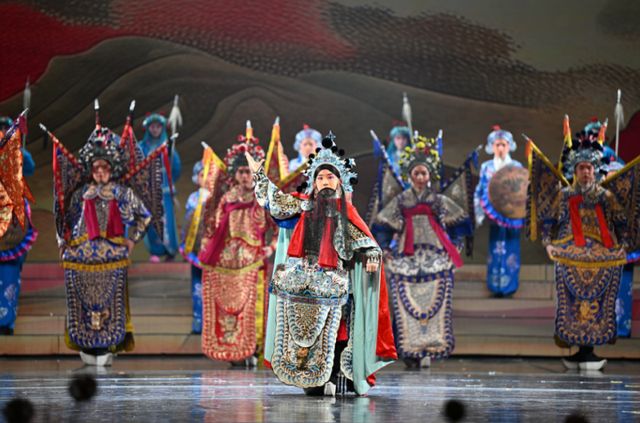 儿童登上国家大剧院舞台庆“六一”j9九游会登录全国千余名青少年(图4)